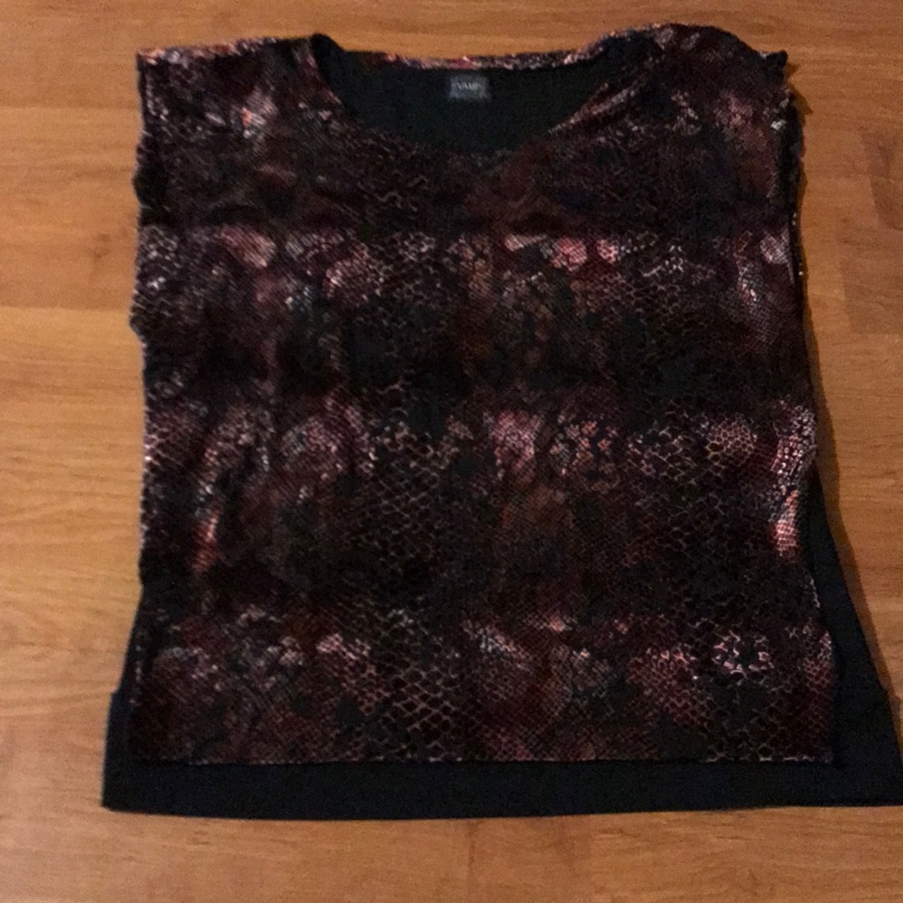 Vamp size Med fooler top .